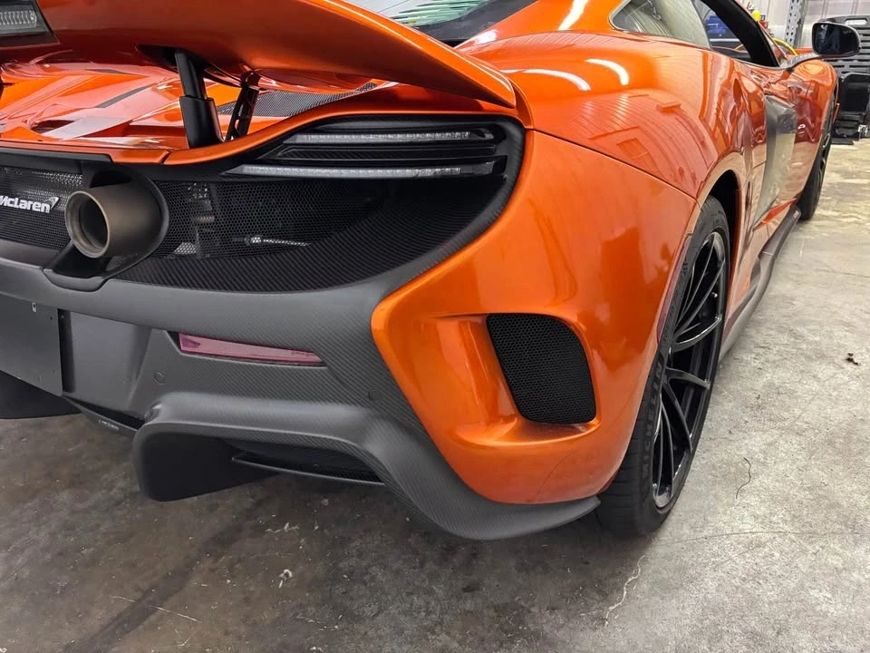 2016 McLaren 675LT - Image 9 of 11