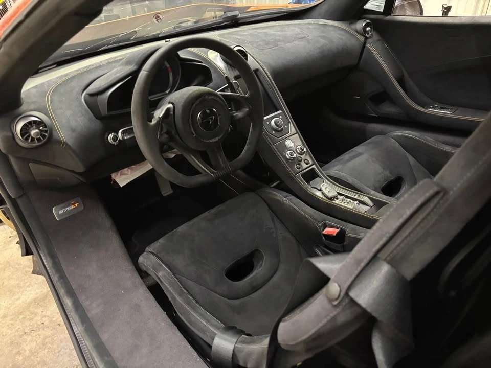 2016 McLaren 675LT - Image 5 of 11