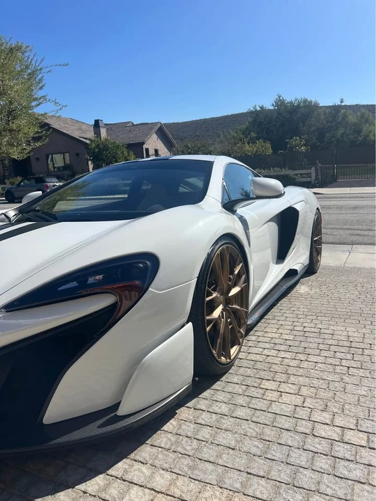 2016 McLaren 675LT Coupe - Image 2 of 7