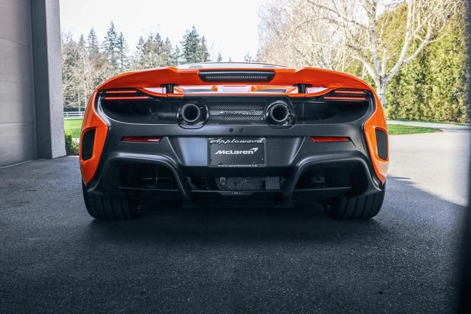 2016 McLaren 675LT - Image 6 of 18