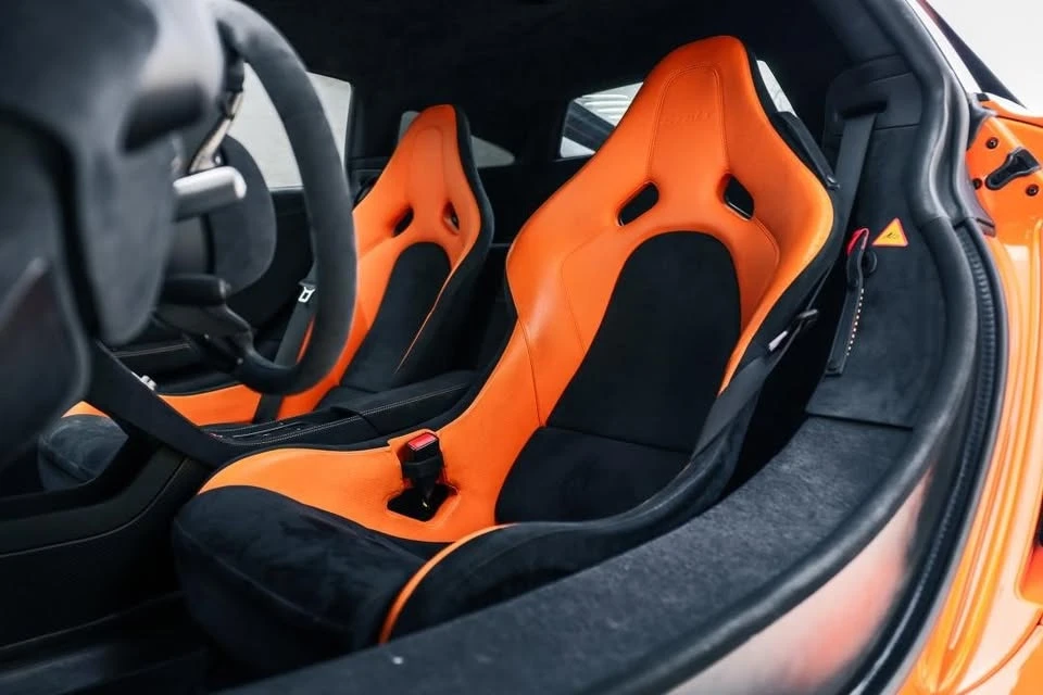 2016 McLaren 675LT - Image 8 of 18
