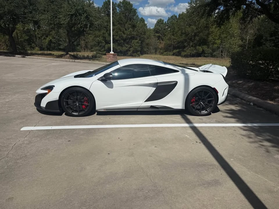 2016 McLaren 675LT Coupe - Image 5 of 20