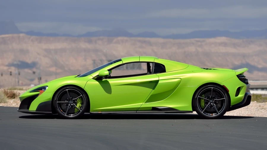 2016 McLaren 675LT Spider - Image 8 of 20