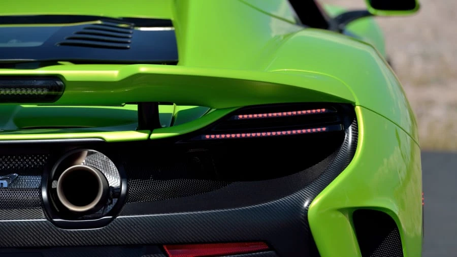 2016 McLaren 675LT Spider - Image 11 of 20