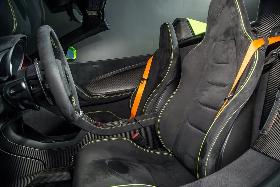 2016 McLaren 675LT Spider - Image 9 of 20