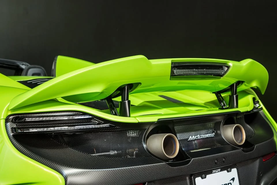 2016 McLaren 675LT Spider - Image 19 of 20