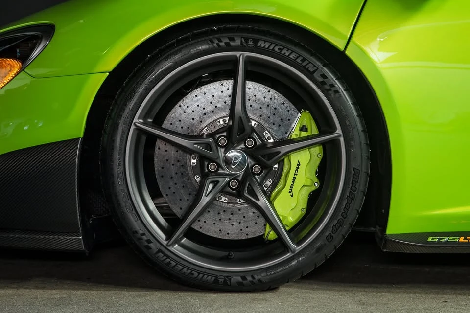 2016 McLaren 675LT Spider - Image 7 of 20
