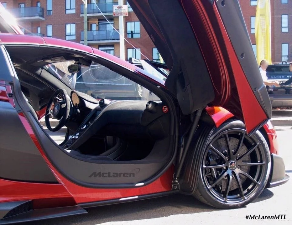 2016 McLaren 675LT Spider - Image 6 of 11