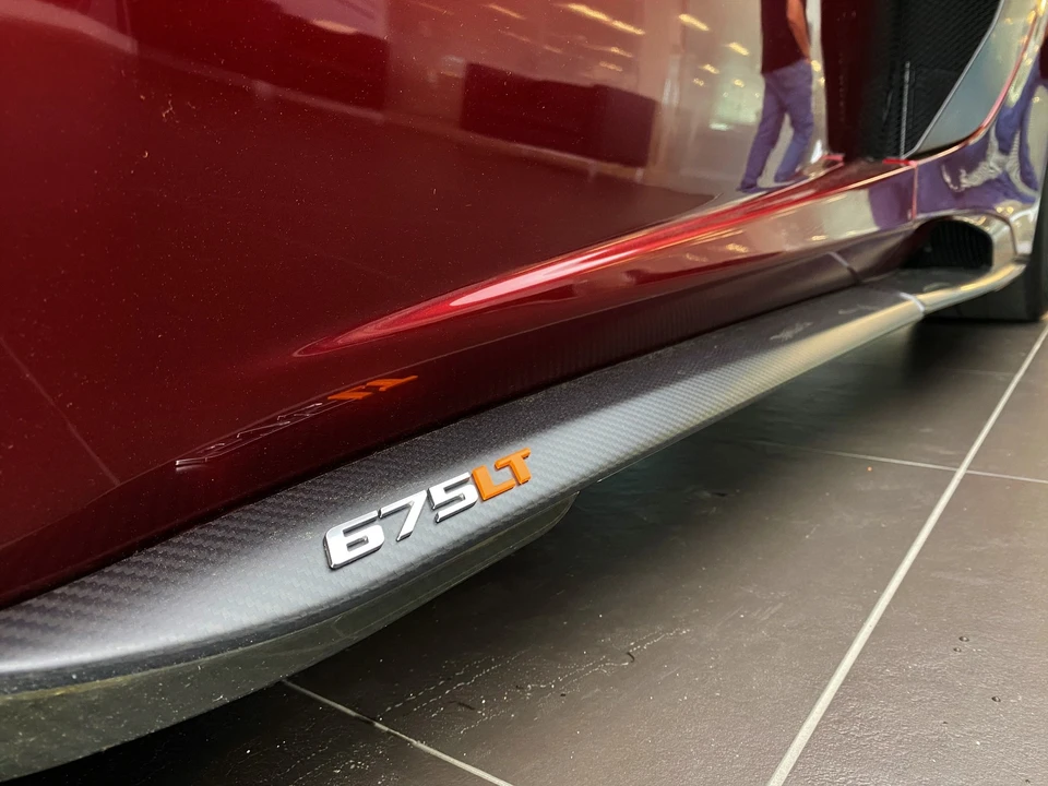 2016 McLaren 675LT Spider - Image 11 of 11