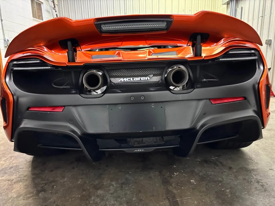 2016 McLaren 675LT Coupe - Image 9 of 14