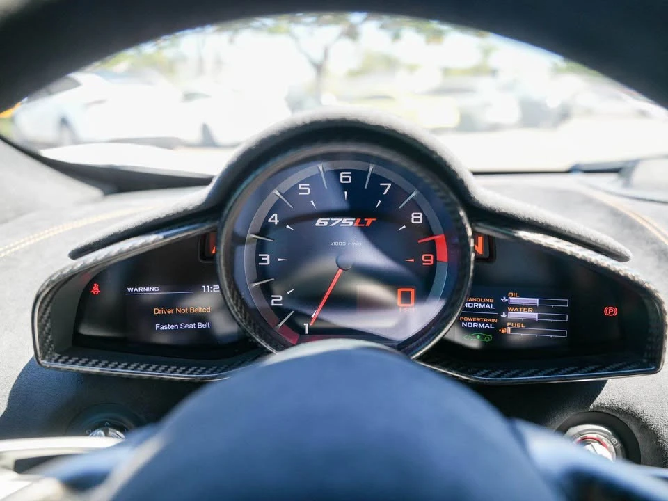 2016 McLaren 675LT - Image 12 of 18