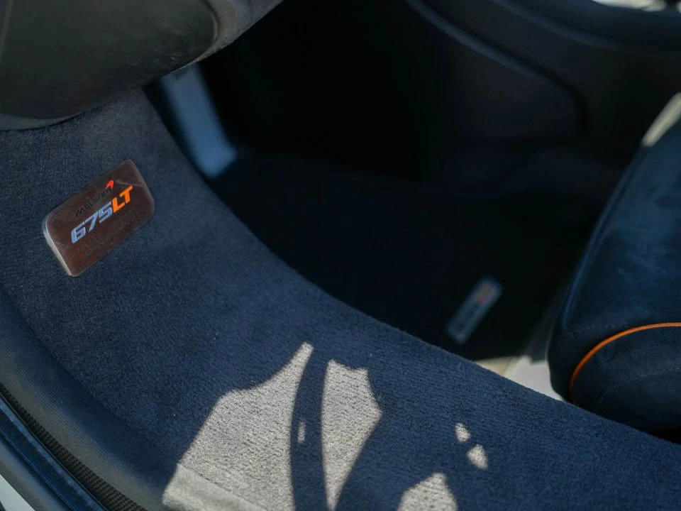 2016 McLaren 675LT - Image 16 of 18