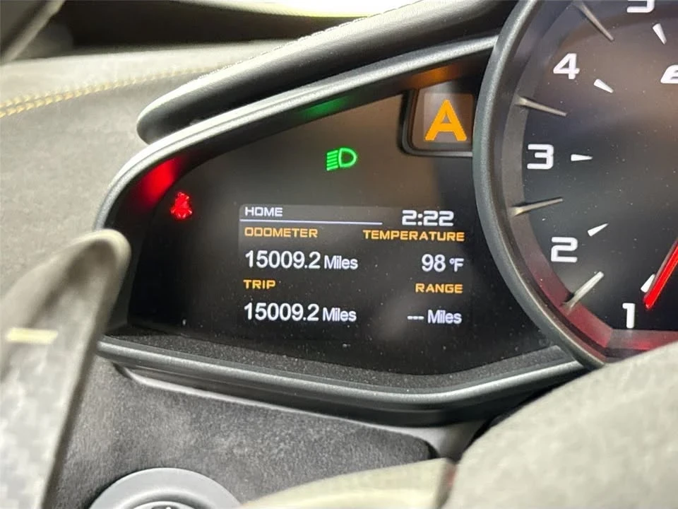 2016 McLaren 675LT Coupe - Image 14 of 20