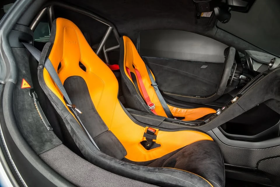 2016 McLaren 675LT Coupe - Image 19 of 20
