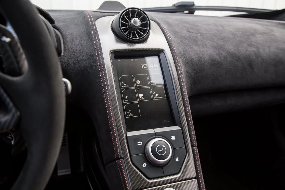2016 McLaren 675LT Coupe - Image 16 of 20