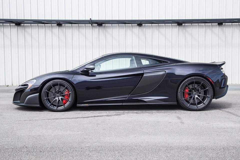 2016 McLaren 675LT Coupe - Image 4 of 20