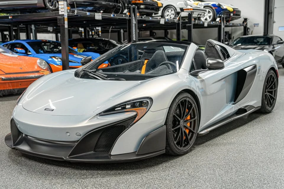 2016 McLaren 675LT Spider - Image 2 of 7
