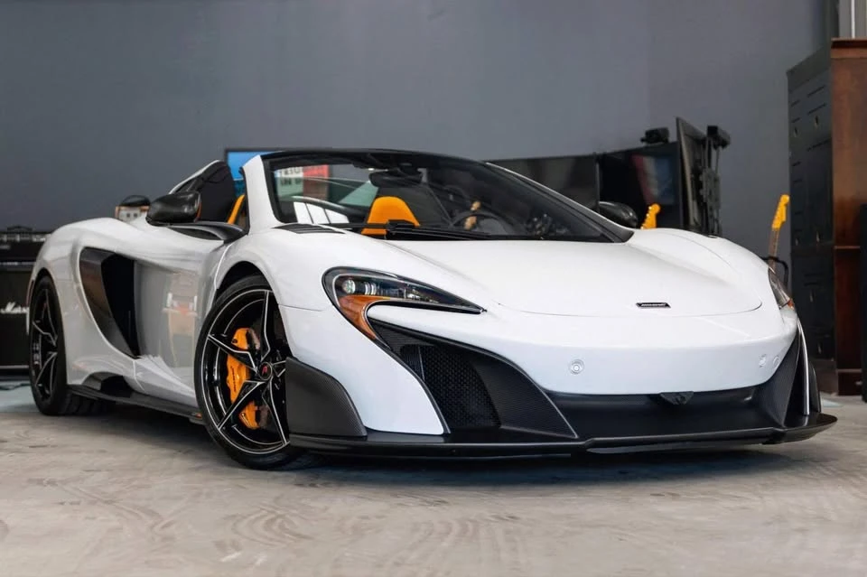 2016 McLaren 675LT Spider - Image 2 of 13