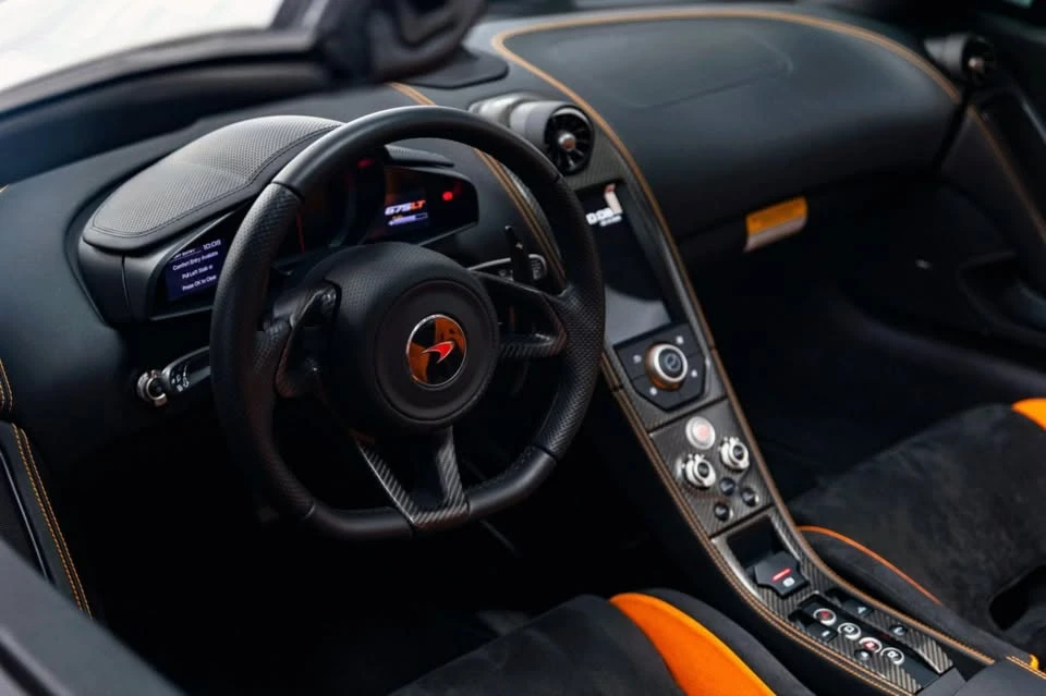 2016 McLaren 675LT Spider - Image 14 of 15