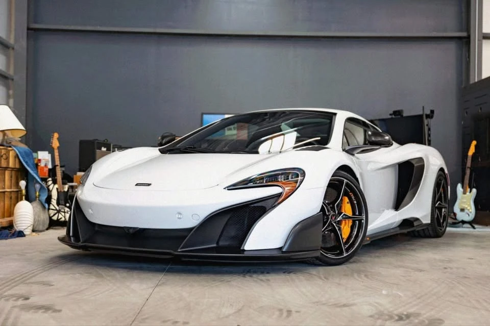 2016 McLaren 675LT Spider - Image 2 of 12