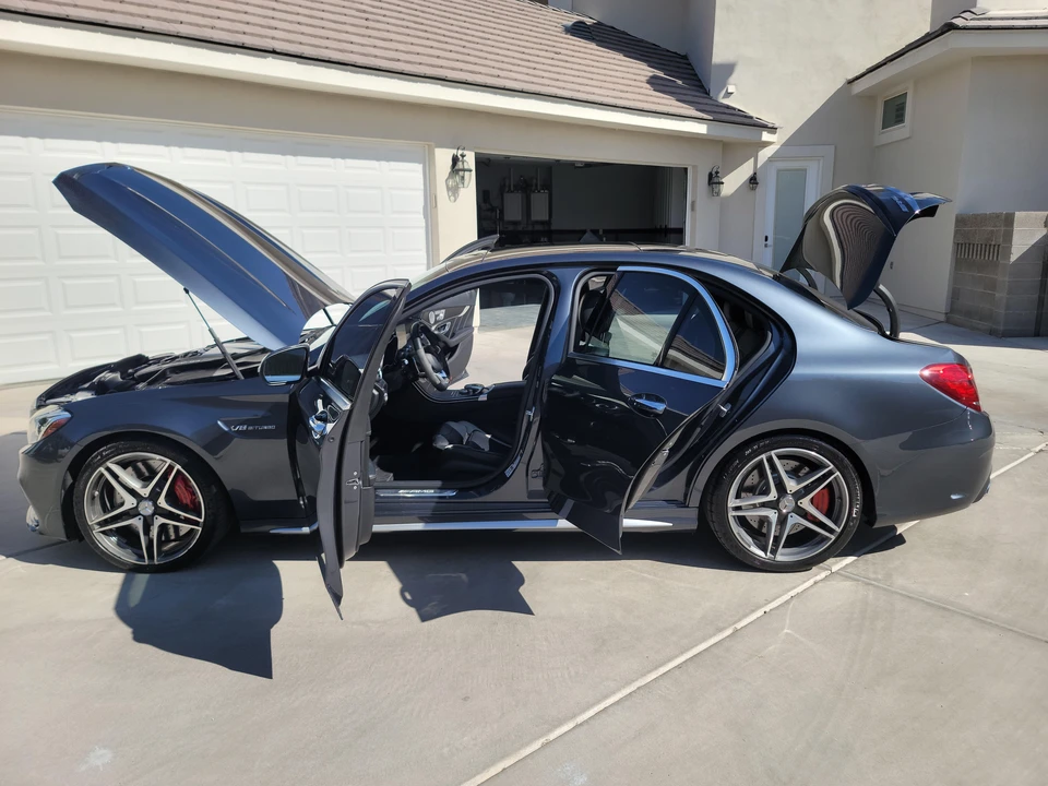 2016 Mercedes-Benz W205 C 63 AMG - Image 24 of 31