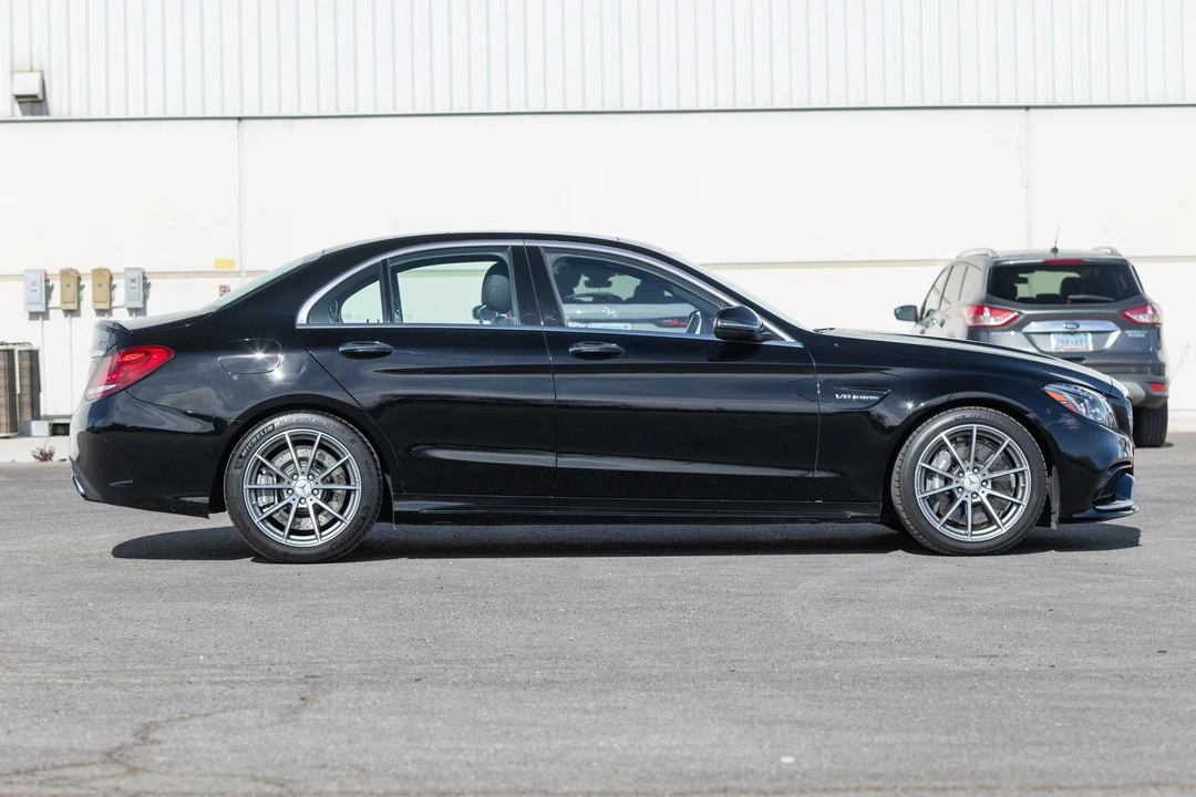 2016 Mercedes-Benz W205 C 63 AMG - Image 8 of 31
