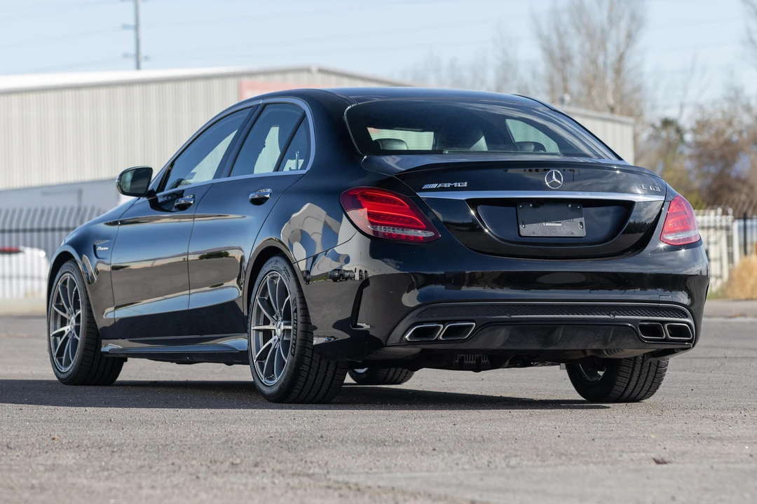 2016 Mercedes-Benz W205 C 63 AMG - Image 7 of 31