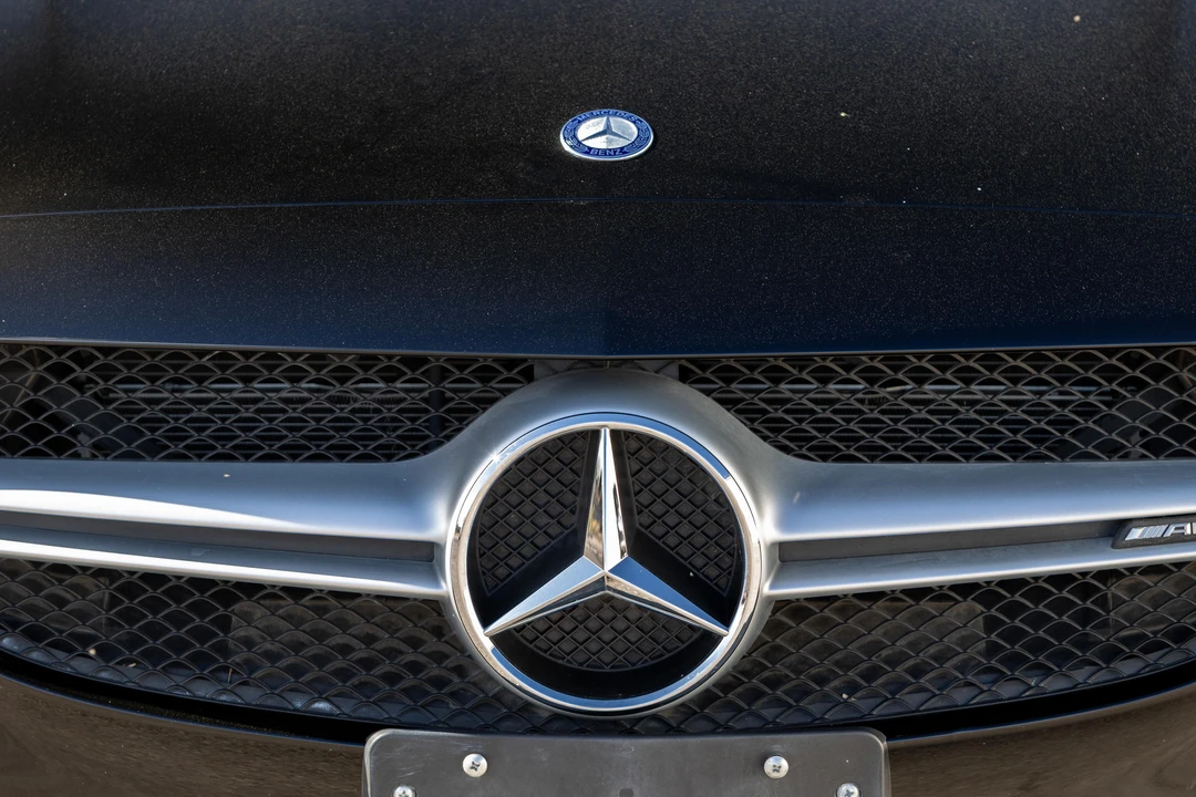 2016 Mercedes-Benz W205 C 63 AMG - Image 10 of 31