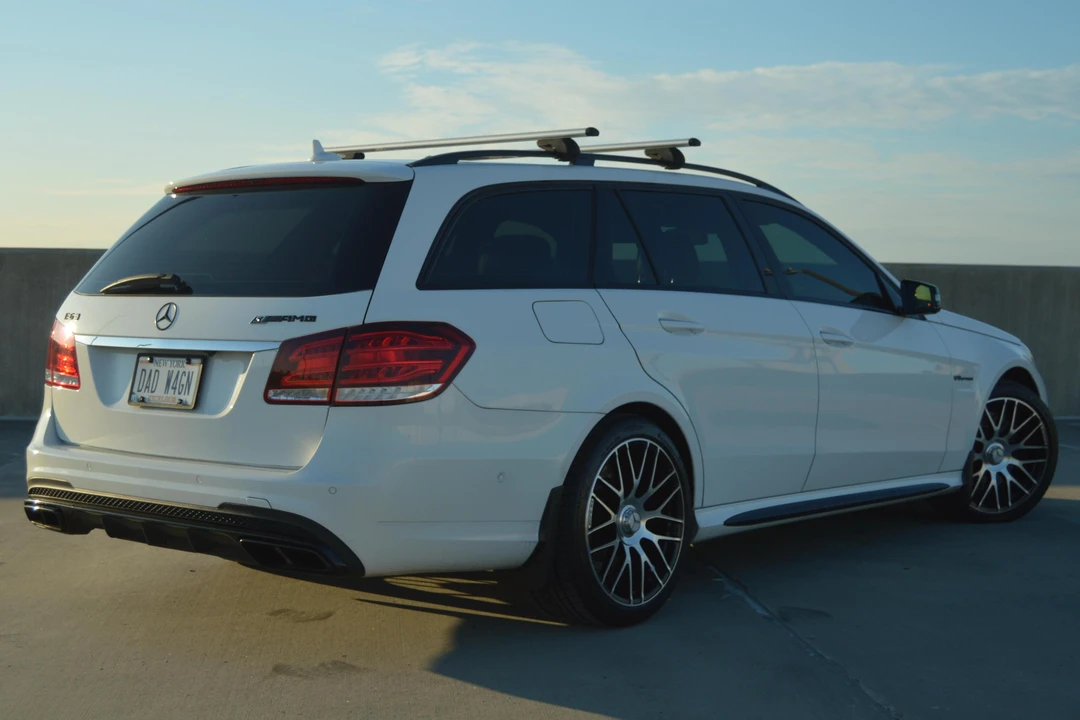 2016 Mercedes-Benz W212 E 63 AMG - Image 4 of 14