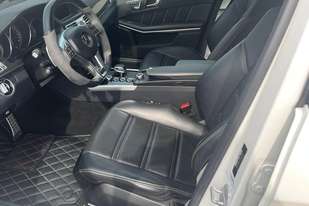 2016 Mercedes-Benz W212 E 63 AMG - Image 28 of 31