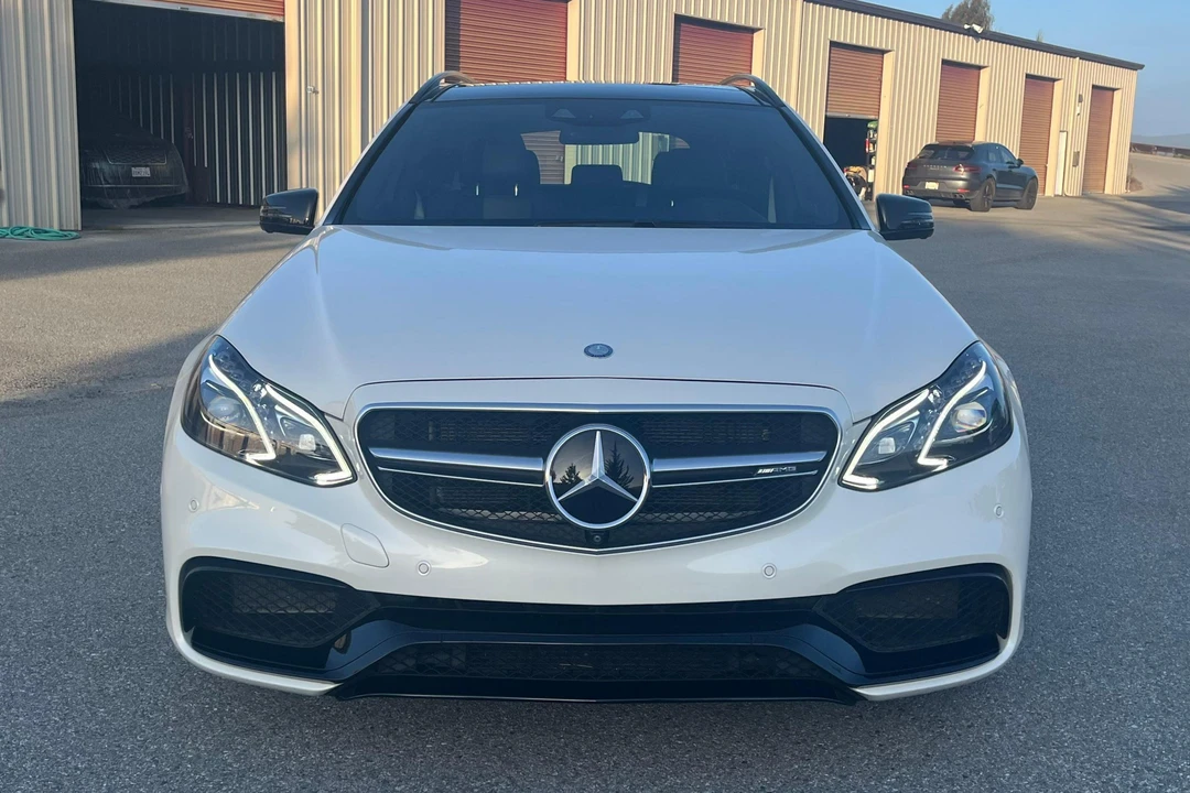 2016 Mercedes-Benz W212 E 63 AMG - Image 2 of 31