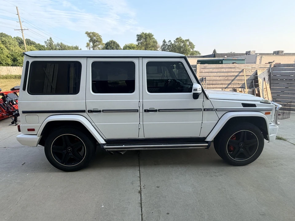 2016 Mercedes-Benz W463 G 36 & G 55 & G 63 & G 65 AMG 1st Gen - Image 10 of 31