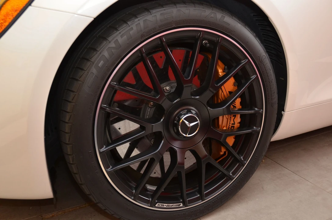 2016 Mercedes-Benz C190/R190 AMG GT - Image 9 of 21