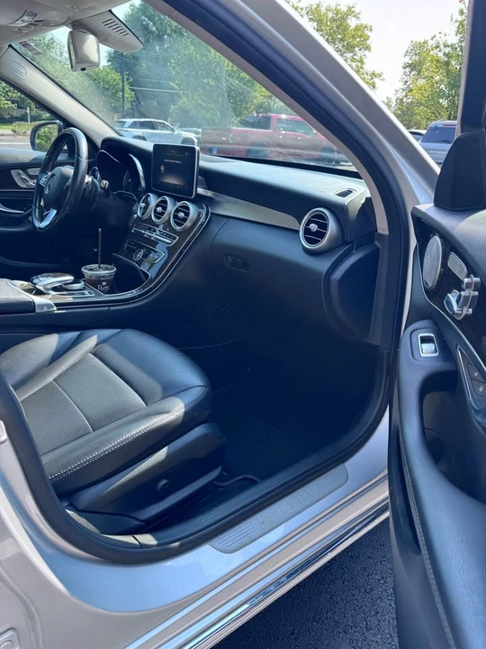 2016 Mercedes-Benz W112 - Image 10 of 17