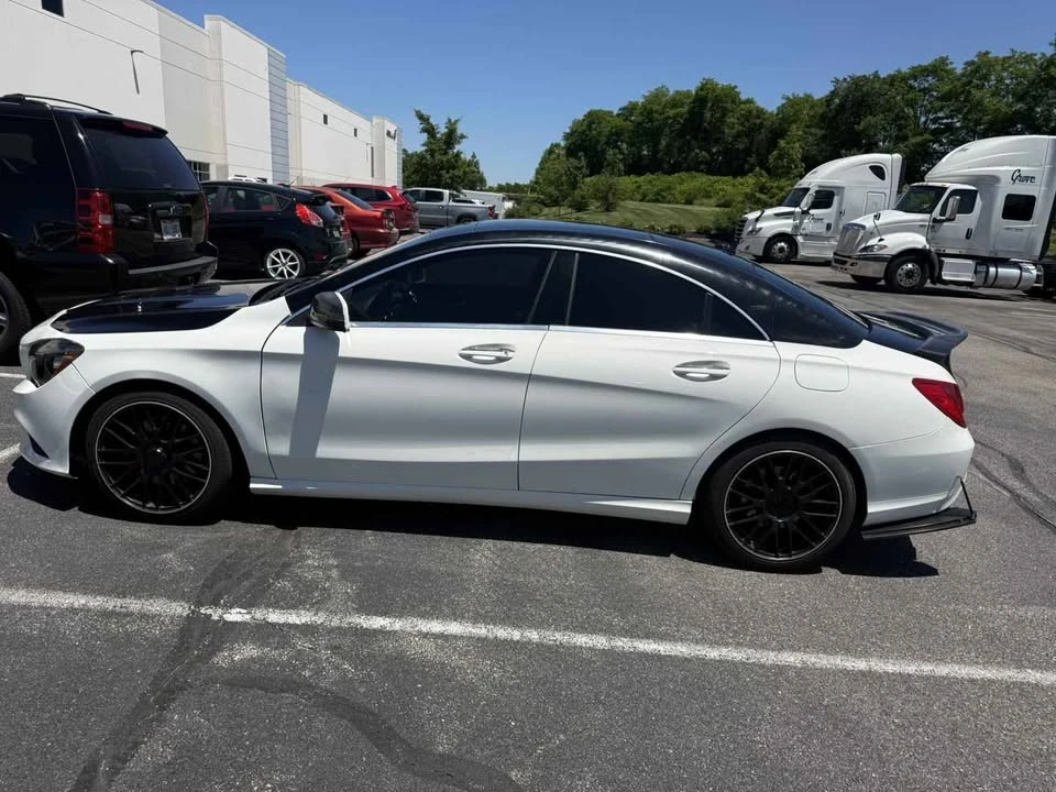 2016 Mercedes-Benz W112 - Image 3 of 6