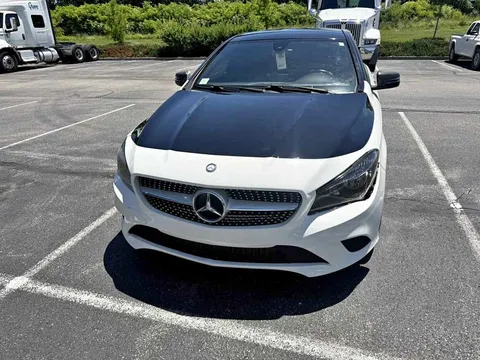 2016 Mercedes-Benz 300 SE Sedan 4D