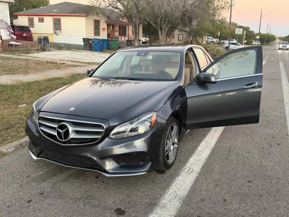 2016 Mercedes-Benz W212 E-Class - Image 9 of 16
