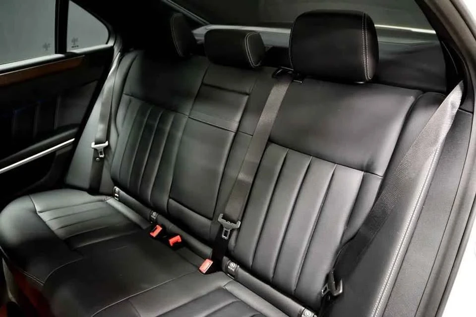 2016 Mercedes-Benz W212 E-Class - Image 10 of 20