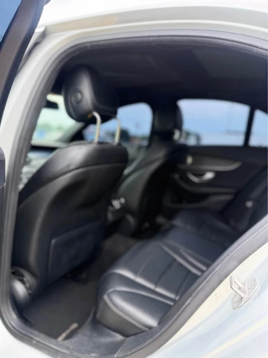 2016 Mercedes-Benz W205 C-Class - Image 8 of 15