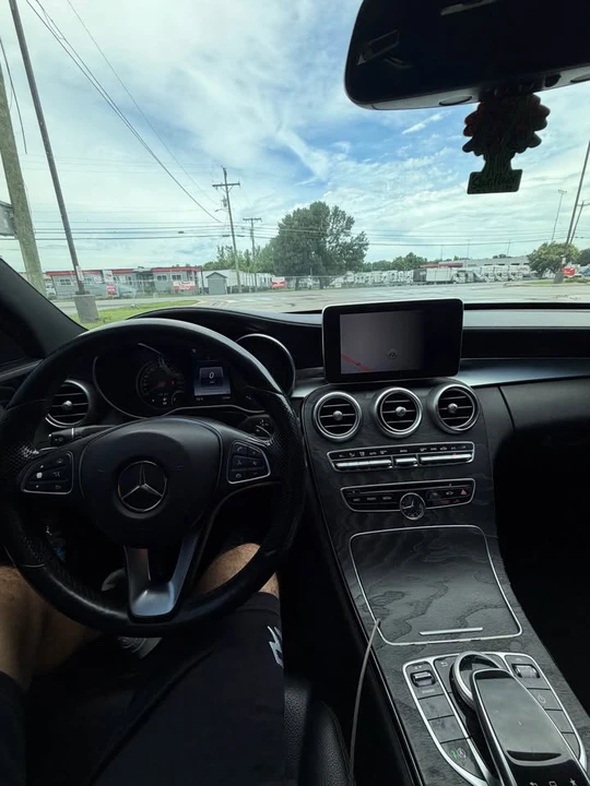 2016 Mercedes-Benz W205 C-Class - Image 11 of 15
