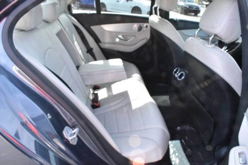 2016 Mercedes-Benz W205 C-Class - Image 16 of 19
