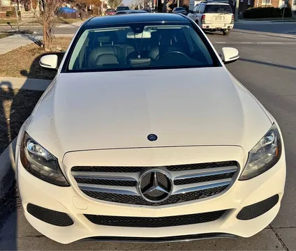 2016 Mercedes-Benz C-Class C 300 4MATIC Luxury Sedan 4D