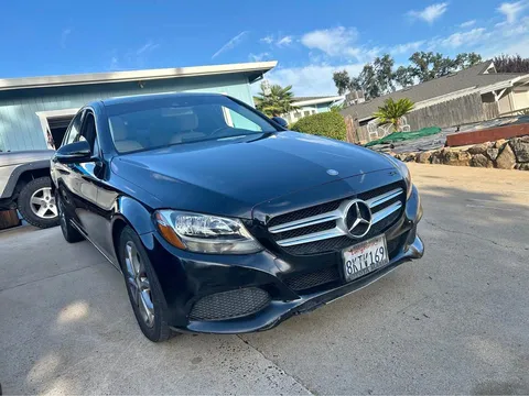 2016 Mercedes-Benz C-Class C 300 4MATIC Luxury Sedan 4D