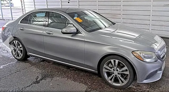 2016 Mercedes-Benz C-Class C 300 4MATIC Sedan 4D