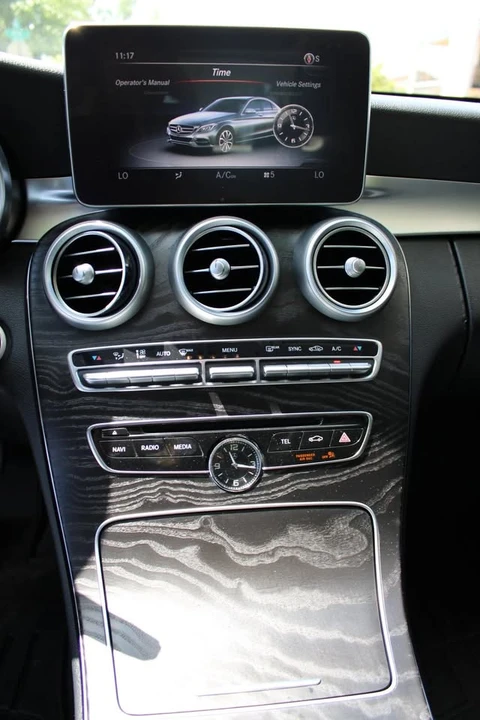 2016 Mercedes-Benz W205 C-Class - Image 10 of 16
