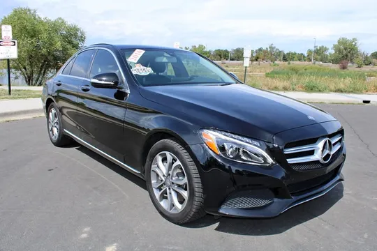2016 Mercedes-Benz C-Class C 300 4MATIC Sedan 4D