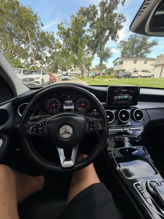 2016 Mercedes-Benz W205 C-Class - Image 17 of 18