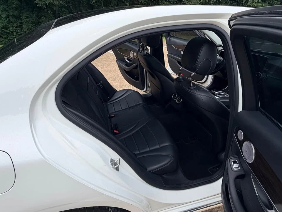 2016 Mercedes-Benz W205 C-Class - Image 11 of 15