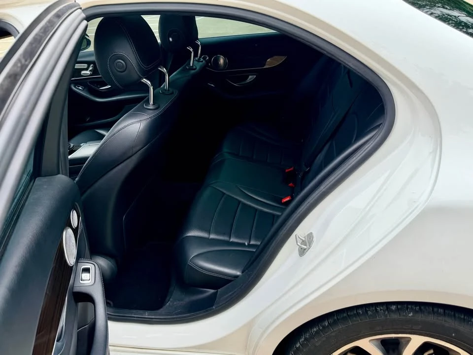 2016 Mercedes-Benz W205 C-Class - Image 10 of 15