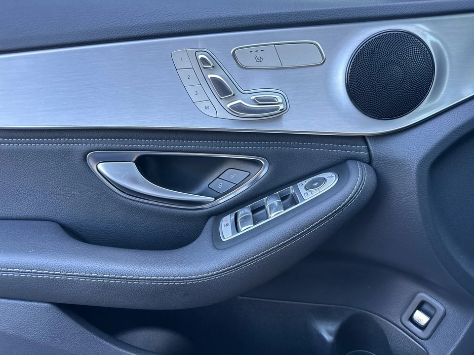 2016 Mercedes-Benz W205 C-Class - Image 10 of 12